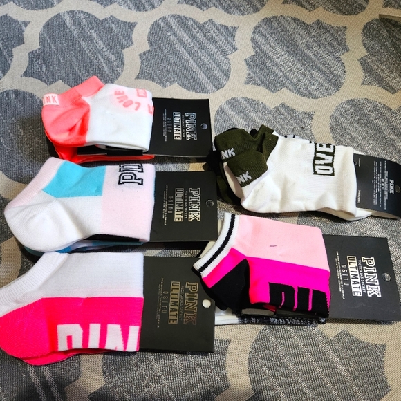 PINK Victoria's Secret Accessories - NEW 10 Pairs PINK Victoria's Secret socks